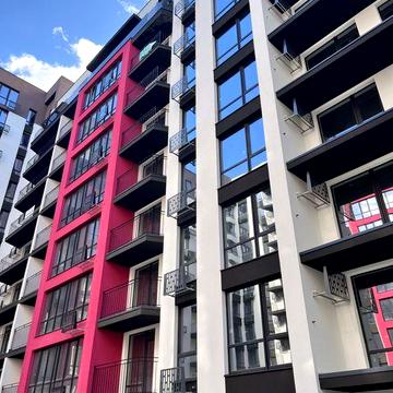 Розтермінування без % Продаж 3кім квартиру з Бесейном поряд з Озером ЖК Manhattan UP