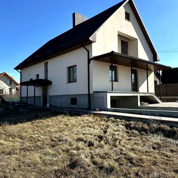 Будинок в с. Тарасове