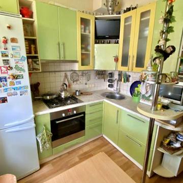 Продаж 2к.кв на проспекті Шевченка
