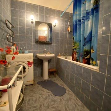 Продаж 4к Квартира Андрія Первозванного вулиця