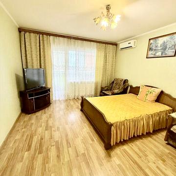 Продаж 1к Квартира вул. Захисників України