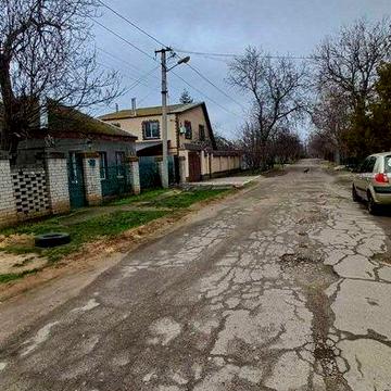 Продам пол дома ЮТЗ ПЕР. Полярный -  Молодогвардейская