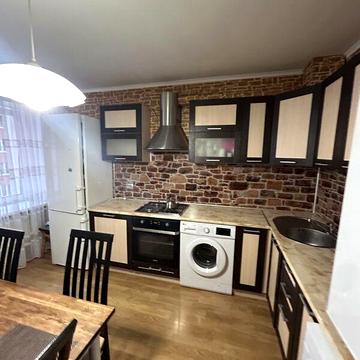 Продаж 2к Квартира Миру вулиця