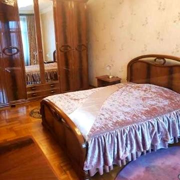 Здам  простору 3к  квартиру  вул. Героїв Крут, Центр