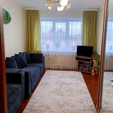 Продається 3к квартира Буковинська.