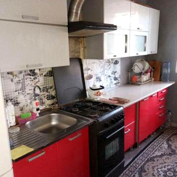 Продається 3х кімнатна квартира .1 поверх ,район баня