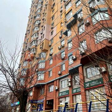 Простора 3-к квартира Академмістечко