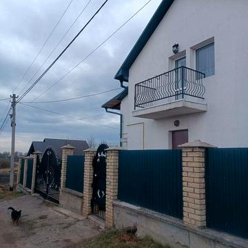 Продається садовий будинок на перших Львівських дачах