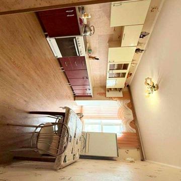 Продається простора однокімнатна квартира загальною площею 50 м²