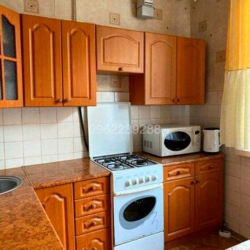 3 к квартира метро Васильківська пров.Леопольда Ященко