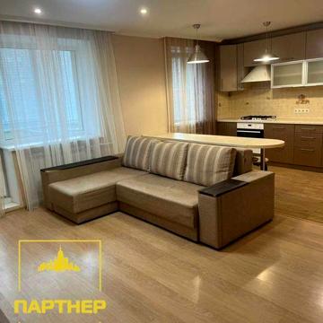 Продам 3 кімнатну квартиру в центрі