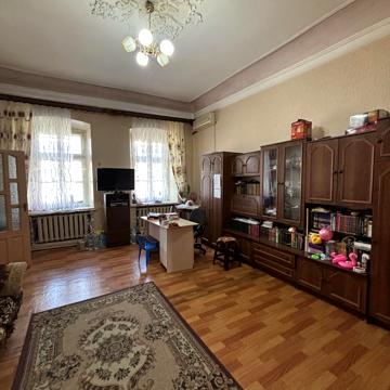 Велика Арнаутська вул., 66