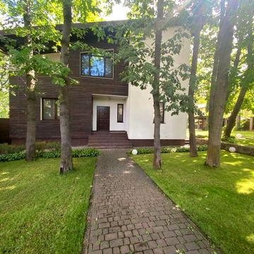 Без%, вул. Чалого, 2 поверхи, будинок 300м2, Святошинський, Київ