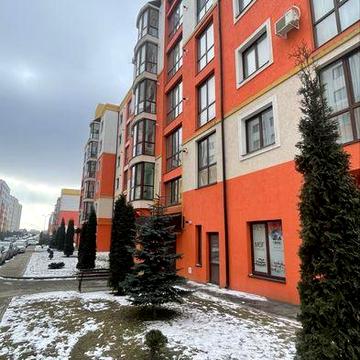 Продається 3-кімнатна квартира на Щасливому