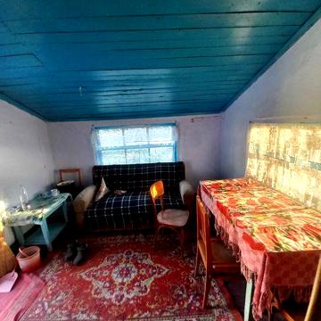 Продам будинок з земельною ділянкою в смт. Вендичанни