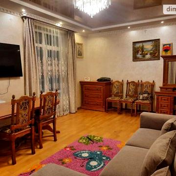 Продаж 3к Квартира вул. Малоголосківська
