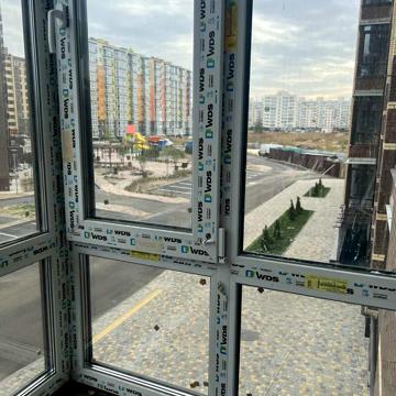 Любецька вул., 110
