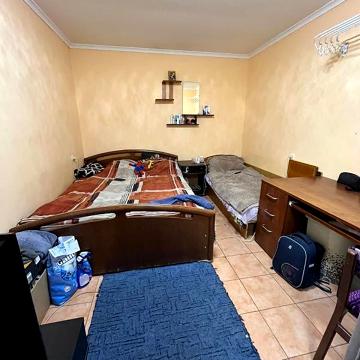 Продажа 7к квартира Болгарська вулиця