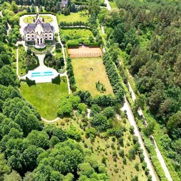 Оренда маєток будинок 1000кв.м територія 2.5 га