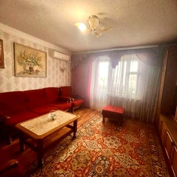 Трикімнатна з індивідуальним опаленням. 68кв.м.Васильків