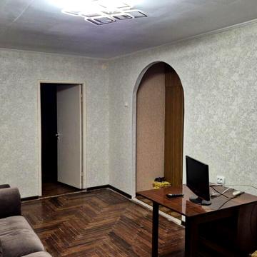 Запорізька вул., 2б