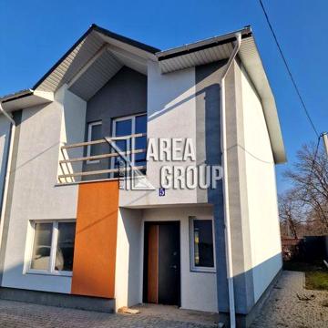 Продається готовий  таунхаус на мікрорайоні Жовтневий. Євідновлення!