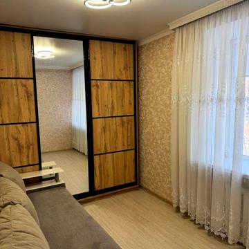 Продається охайна, світла квартира після ремонту 2-кімн 1 поверх БАМ