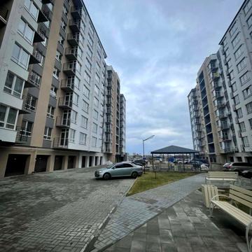 Сімейна вул., 6