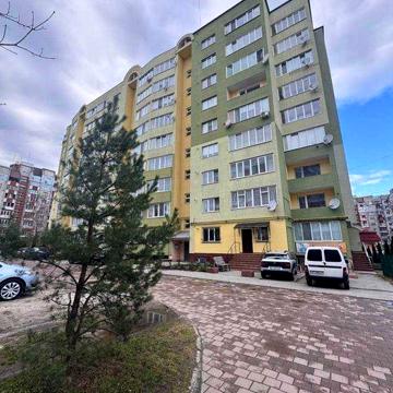 Продається квартира МАНСАРДА вільного планування 156м2 по вул. Паркова