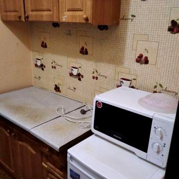 Сдам 2х комнатную на Зерновой