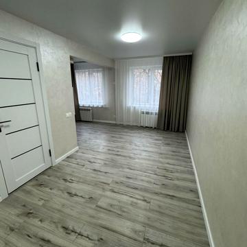 вул. Олександра Кушнірука, 10/1