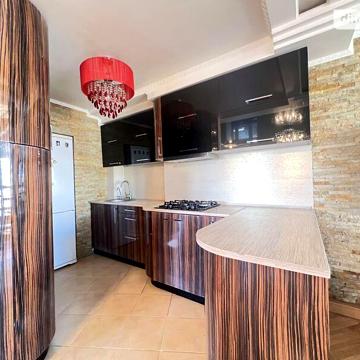 Продажа 3к квартира Героїв Нацгвардії (Некрасова) вулиця