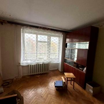 Генерала М. Тарнавського вул., 18