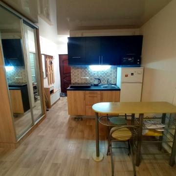 Гарібальді вул., 2