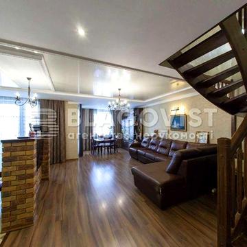 Продаж 5 к. квартири ст. м. Академгородок,Житомирська 10 хв.пішки