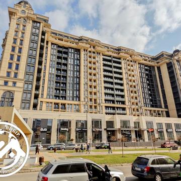 Космонавтів просп., 49
