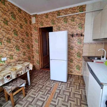 Сдам 2-х кімнатну кв.на Намиві(вул.Озерна(вул.Лазурна 28 б)