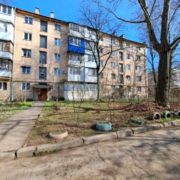 Продажа 2-комнатной квартиры в хорошем районе Одессы!