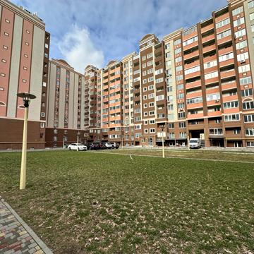 Соборна вул., 105 Б