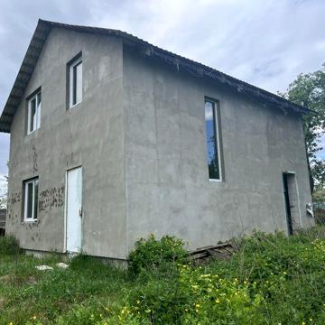 Приватний будинок