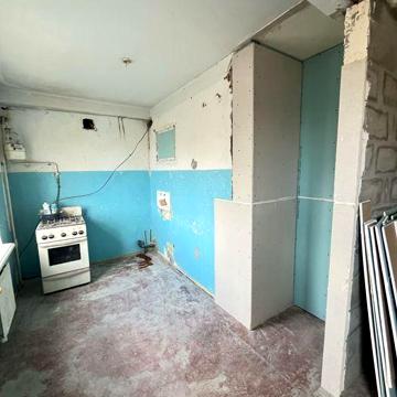 Продам ТЕРМІНОВО 3к квартиру вул. Матросова БЦ Кредо
