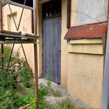 Продам квартиру без внутрішніх робіт