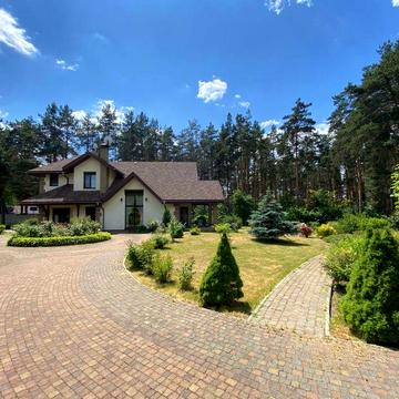 Продажа дома на большом участке 36 соток в окружении сосен