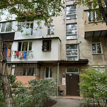 Бреуса вул., 14