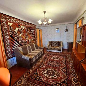Продаж 3х.кімнатної квартири.Провулок Токарний.