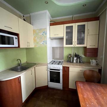 Данила Галицького вул., 12а