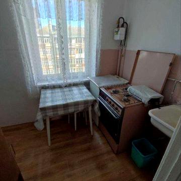 Центр. продаж 3 к. по вул.  Галицька