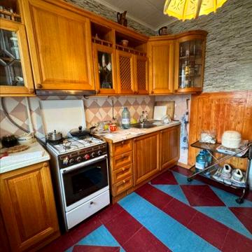 Продам 2к.квартиру. Л/Б. М-н 10. ЦНАП