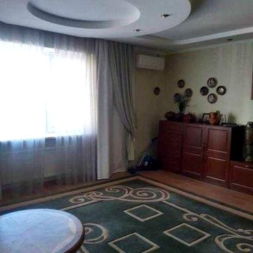 Продам квартиру у центрі міста!