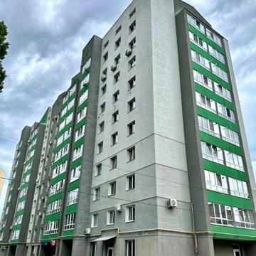 Продам 2-х кімнатну  квартиру